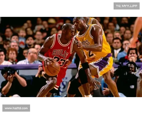 NBA广为流传的5大谣言:乔丹滞空3秒 加内特篮板上沿放硬币 NBA广为流传的5大谣言:乔丹滞空3秒 加内特篮板上沿放硬币